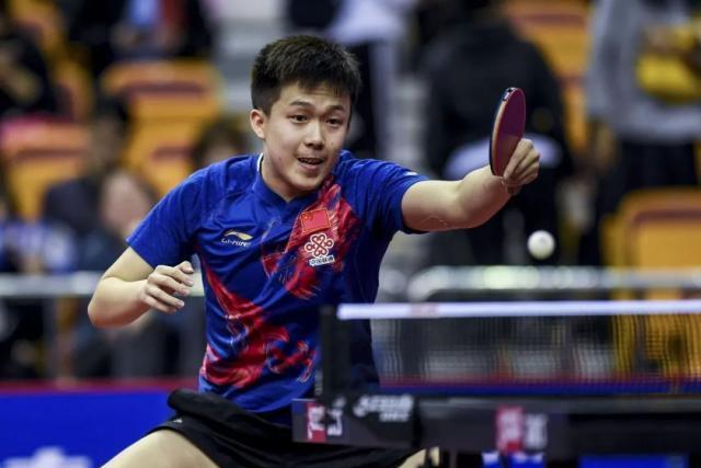 示了一个成 示了一个成