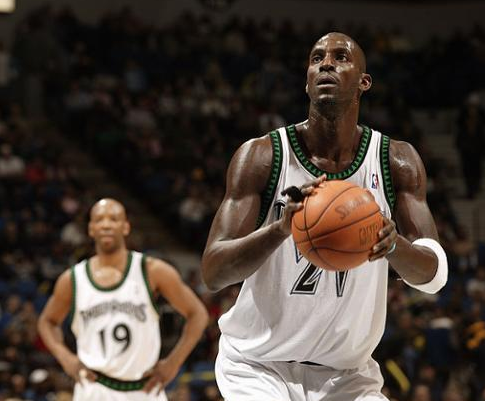 守多位置的 守多位置的