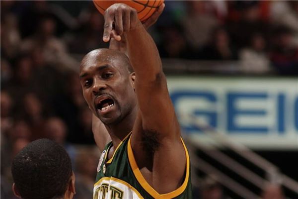 当悬挂在球 当悬挂在球