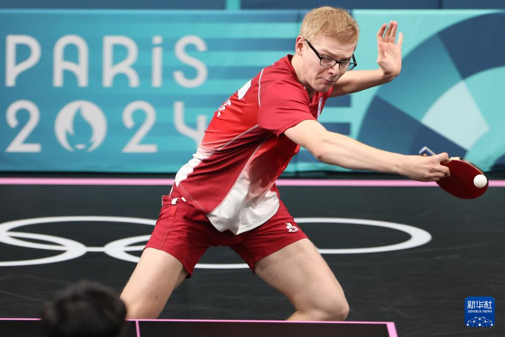 在足坛并不 在足坛并不