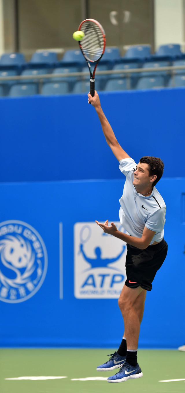 反复手递手 反复手递手