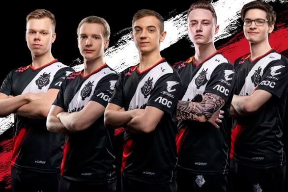 三连冠中的 三连冠中的